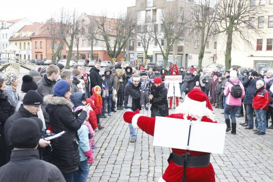 Klaipėdiečiai su Kalėdų seneliu atsisveikino iki kitų metų 