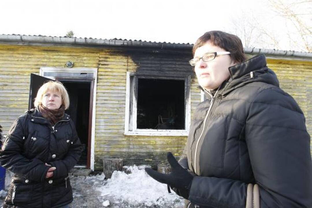 Gyvūnų prieglaudoje "5 pėdutės" įtariamas padegimas 