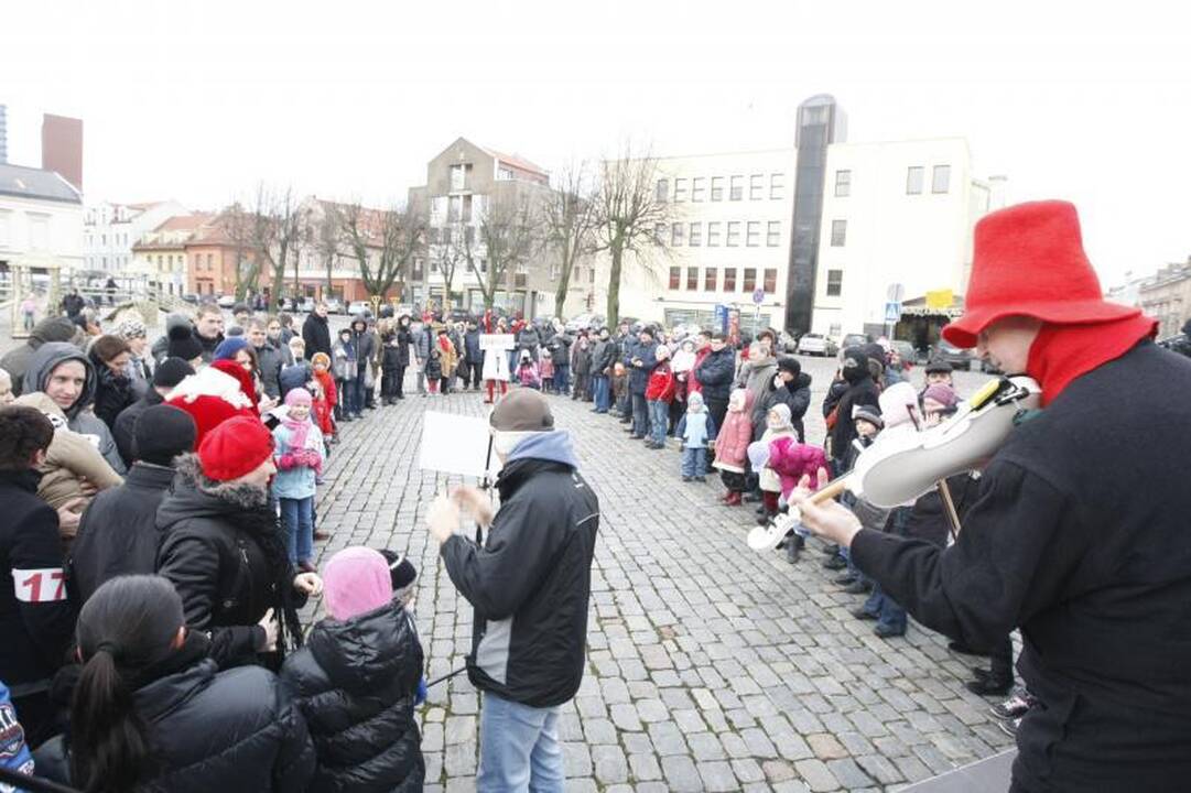 Klaipėdiečiai su Kalėdų seneliu atsisveikino iki kitų metų 