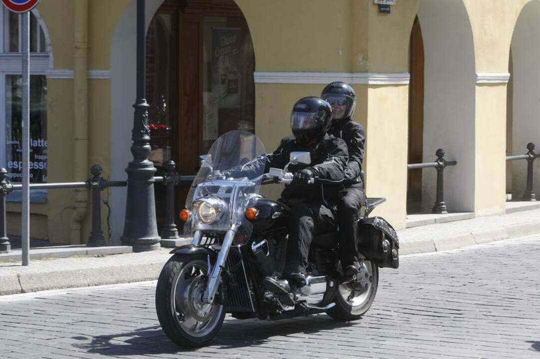 Klaipėdos gatvėmis riedėjo riaumojantys plieniniai žirgai