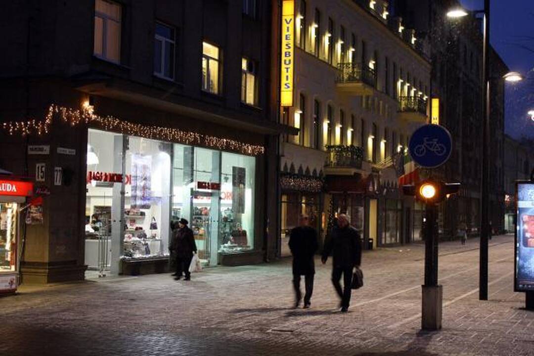 Švenčių laukiantis Kaunas - sušalęs, savas, kuklus