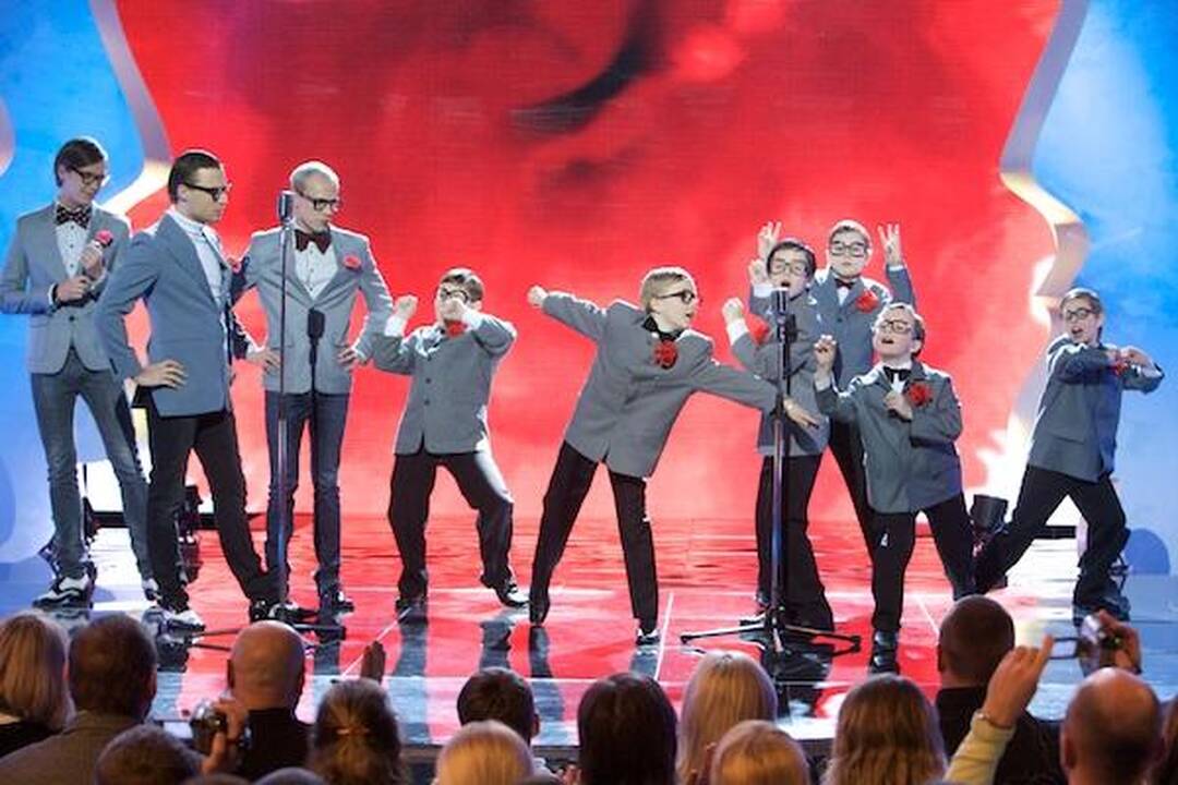 „Korumpuoti“ antrininkų rinkimai „Gintarinis atspindys 2009“