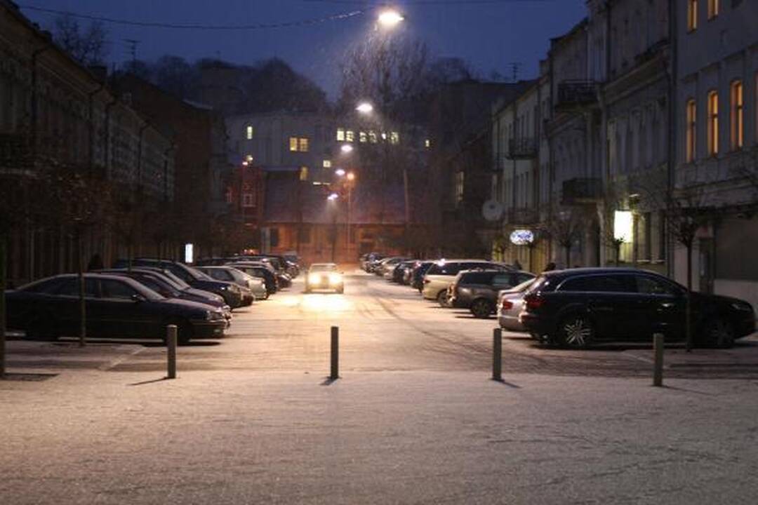 Švenčių laukiantis Kaunas - sušalęs, savas, kuklus