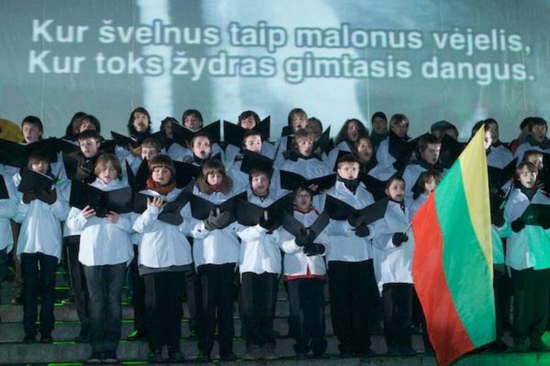 Kovo 11-ajai laiko neliko