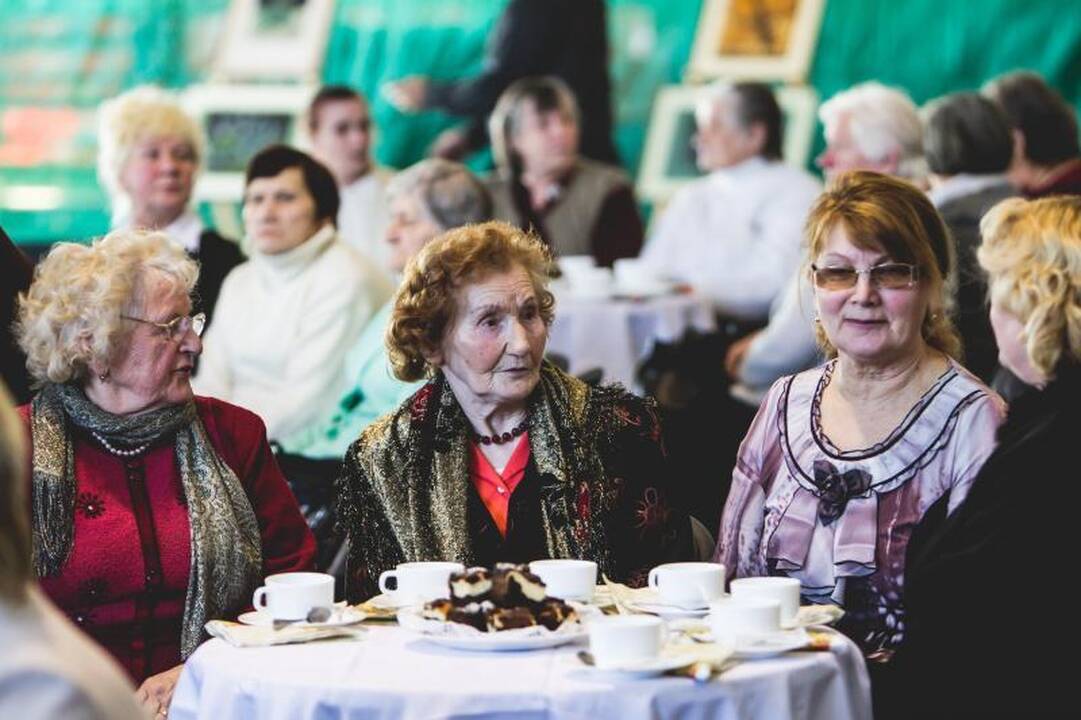 Vienišiems Kauno rajono žmonėms – velykiniai krepšeliai ir koncertas