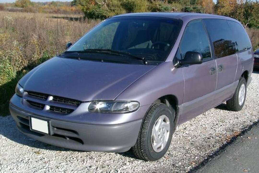 Kokie automobiliai labiausiai genda?