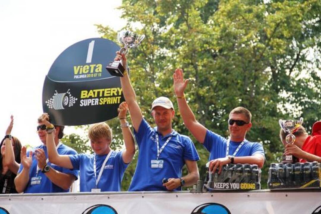 „Battery super sprint“ – „Omnitel 1000 km lenktynių“ uvertiūra