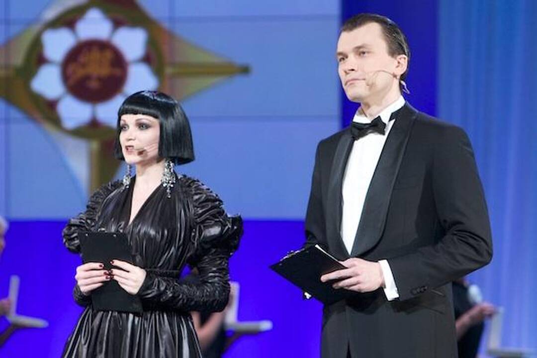 Teatro žmonėms - „Auksiniai scenos kryžiai“