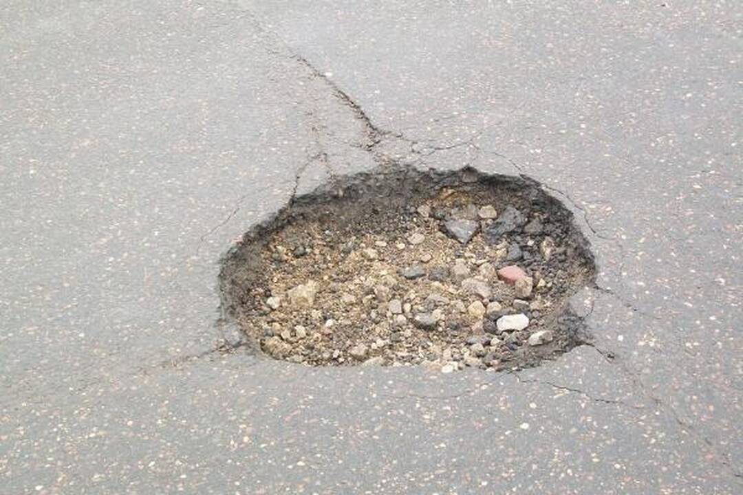 Užfiksuok duobę ir parodyk kitiems (papildyta)