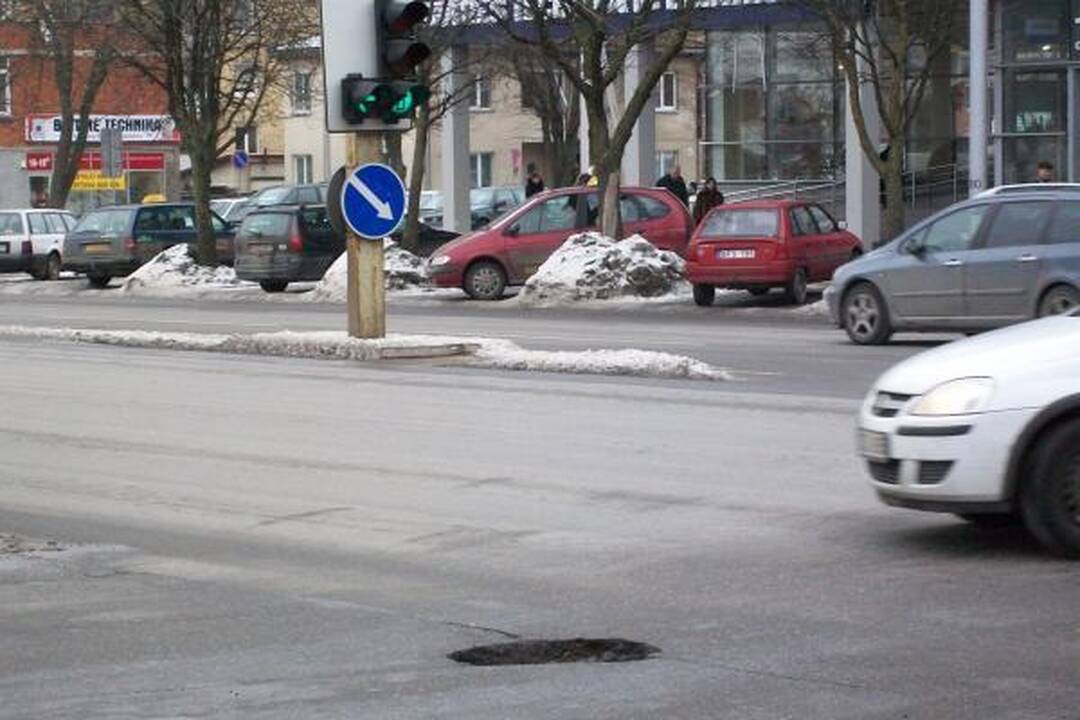 Užfiksuok duobę ir parodyk kitiems (papildyta)
