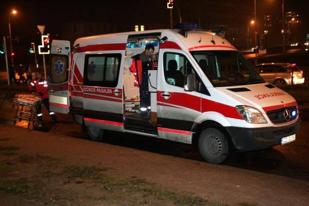 Nesulaukęs pagalbos prie Širdies chirurgijos centro mirė žmogus