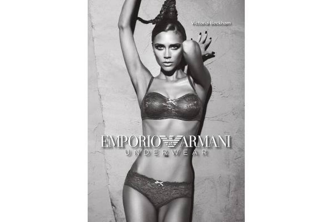 Išrink karščiausią „Armani“ apatinio trikotažo reklamos merginą