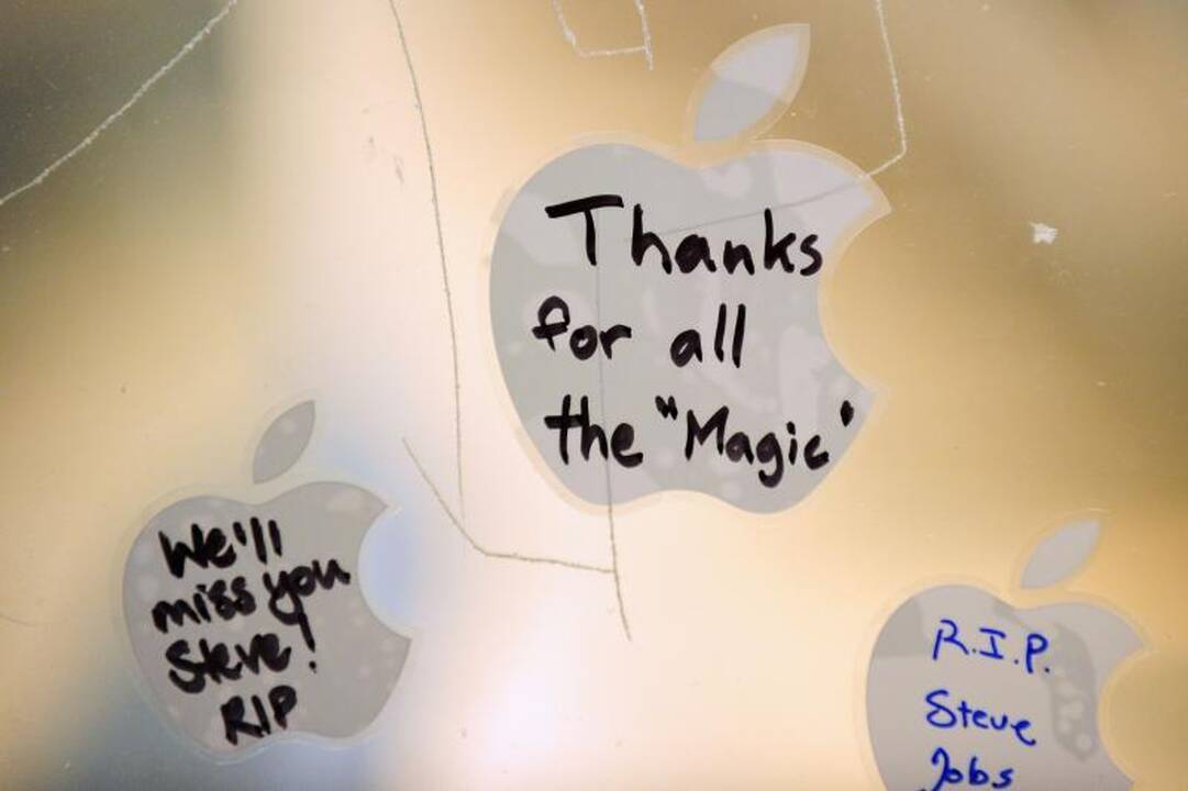 „Apple“ įkūrėjas Steve'as Jobsas mirė nuo vėžio