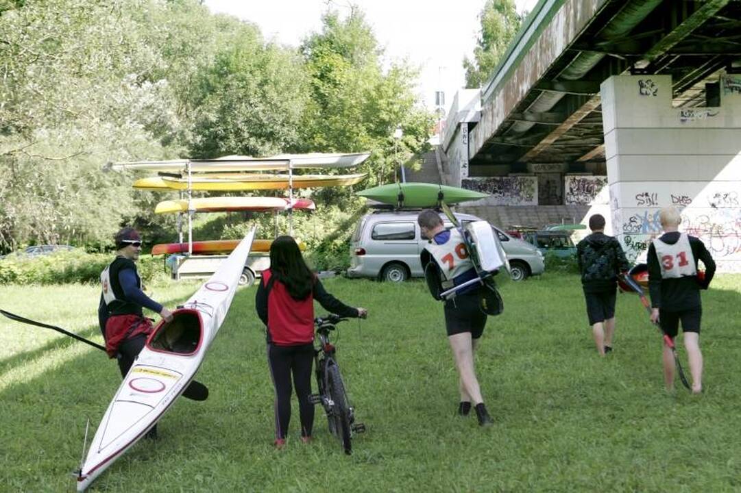 „Vilniaus regatoje“ varžėsi ir mėgėjai, ir profesionalai