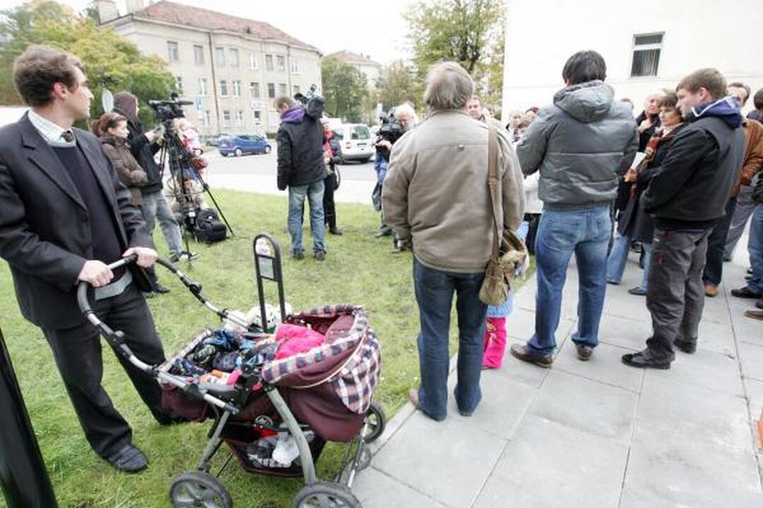 D.Kedžio palaikymo akcijoje prokurorai raginami prabilti