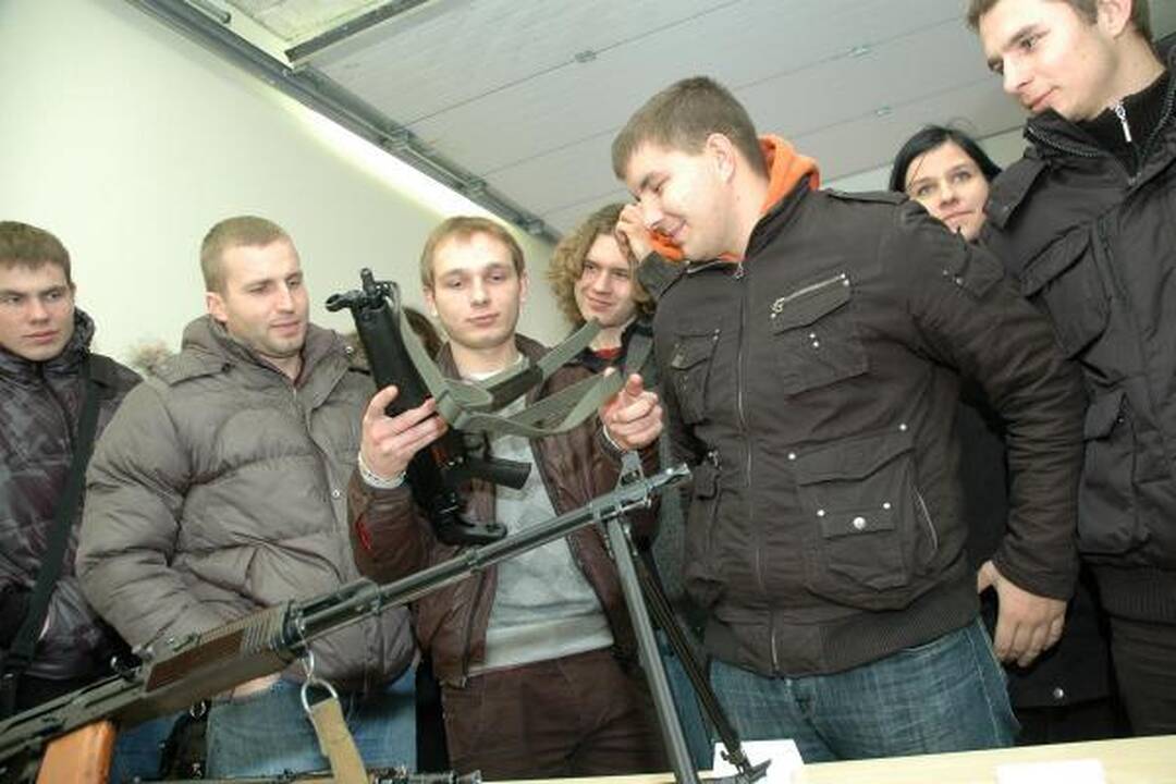 Pasieniečiai paminėjo veiklos atkūrimo 18-ąsias metines