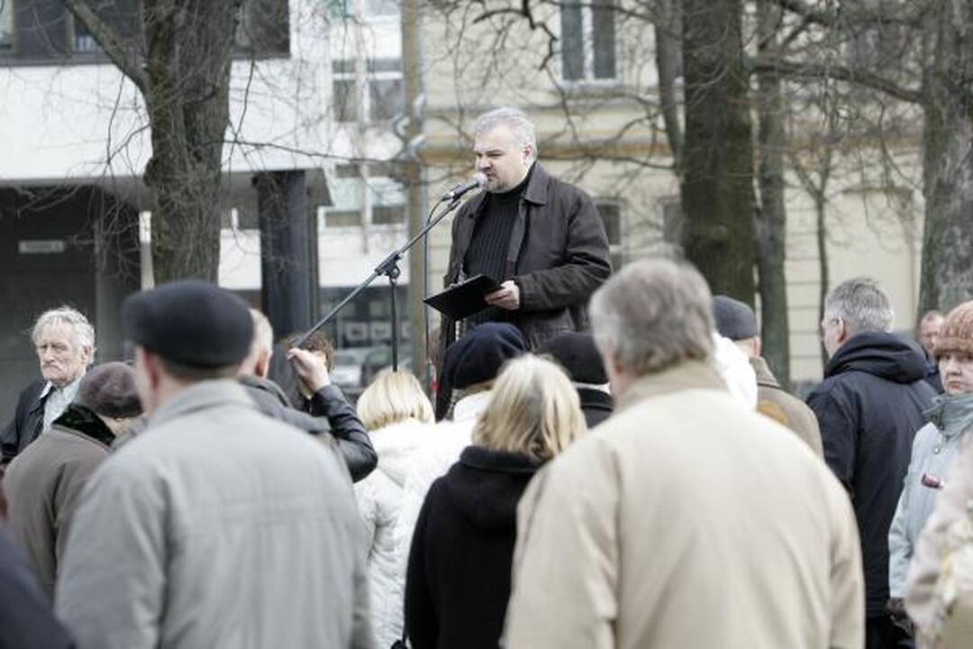 Kauniečiai nepatenkinti centralizuotai tiekiamu šildymu