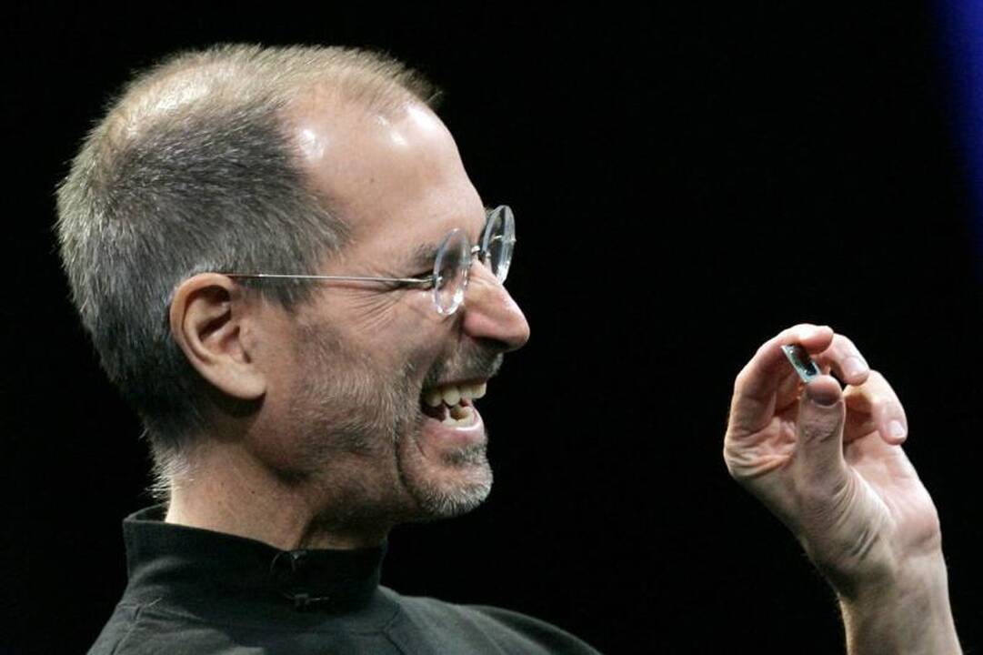 „Apple“ įkūrėjas Steve'as Jobsas mirė nuo vėžio