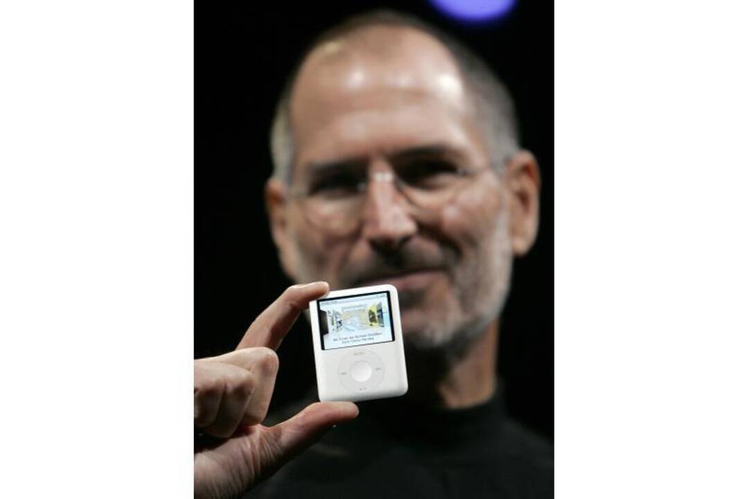 „Apple“ įkūrėjas Steve'as Jobsas mirė nuo vėžio