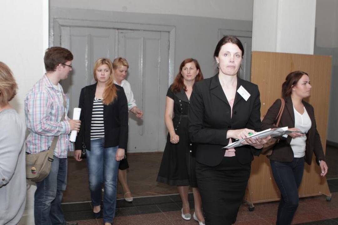 Istorijos egzaminą Klaipėdoje laikė per 900 abiturientų 