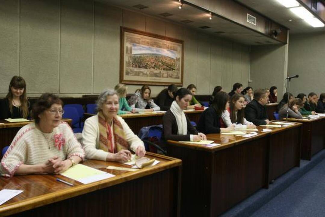 Nacionalinis diktantas sudomino moksleivius
