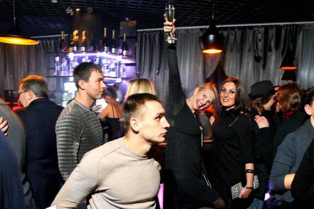 Muzikos šou vainikavo iki paryčių užsitęsęs vakarėlis