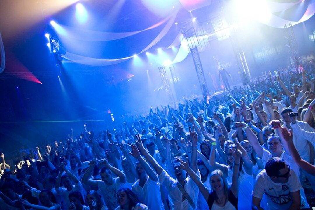 „Žalgirio“ arenoje – siautulinga muzikos fiesta „Pure Future White"