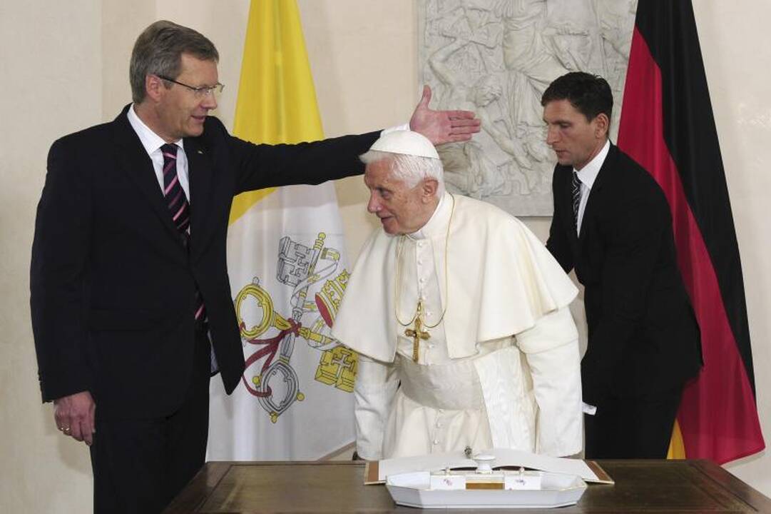 Berlyne viešintis popiežius aukos mišias „Hitlerio stadione“