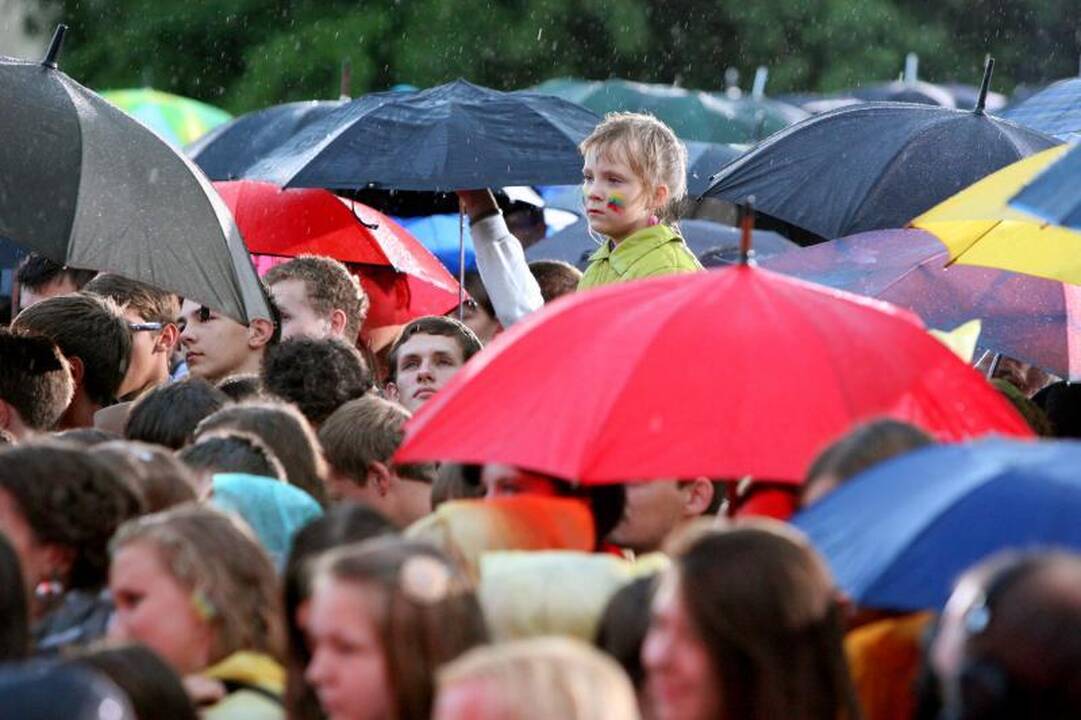 "Varom už Lietuvą": kauniečiai paleido krepšinio kamuolį po Lietuvą 