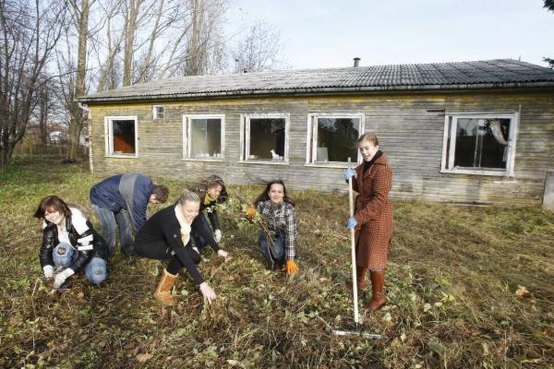 „5 pėdutės“ keliasi į naujas patalpas