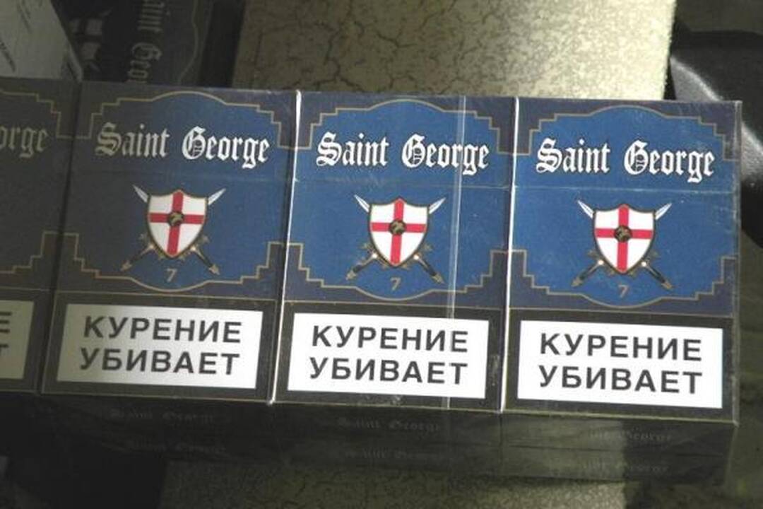 Nidoje sulaikyti kontrabandinius rūkalus vežantys vyrai