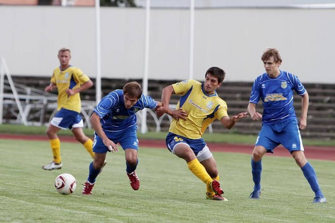 Klaipėdos futbolininkai dosnūs aukštaičiams