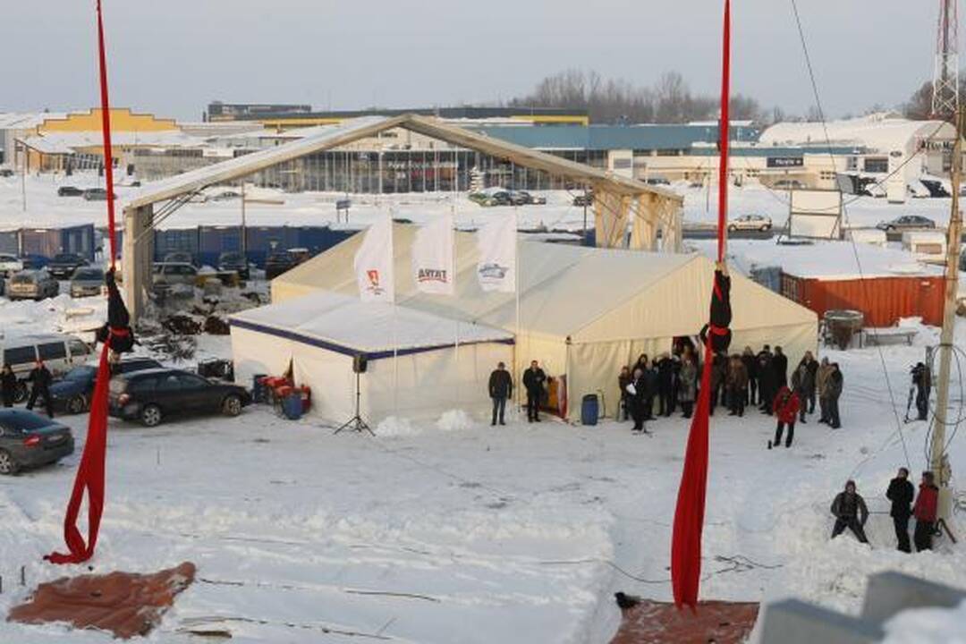 Jakų žiede atidaryta rekordinė estakada mažins spūstis