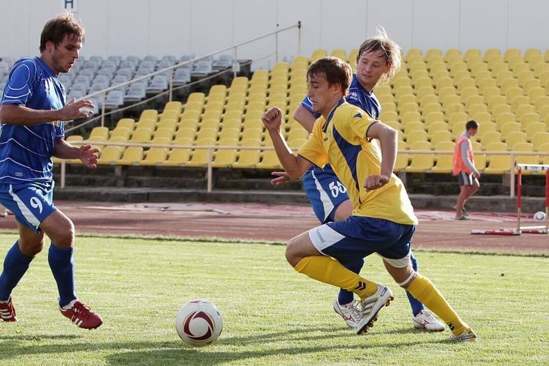Klaipėdos futbolininkai dosnūs aukštaičiams
