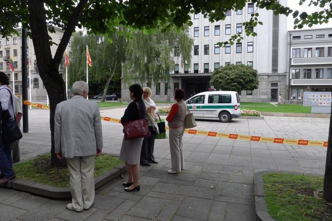 Dėl melagingo pranešimo apie sprogmenį pradėtas tyrimas