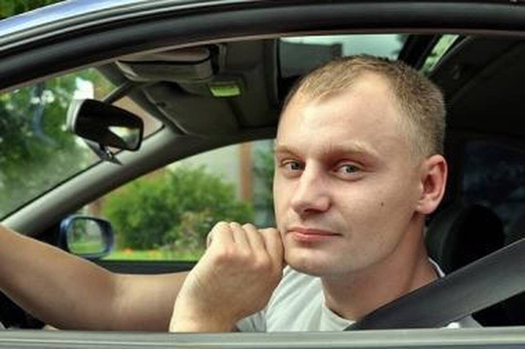 Giedrius ieško buto prie skelbimo pridėjęs ir savo nuotrauką