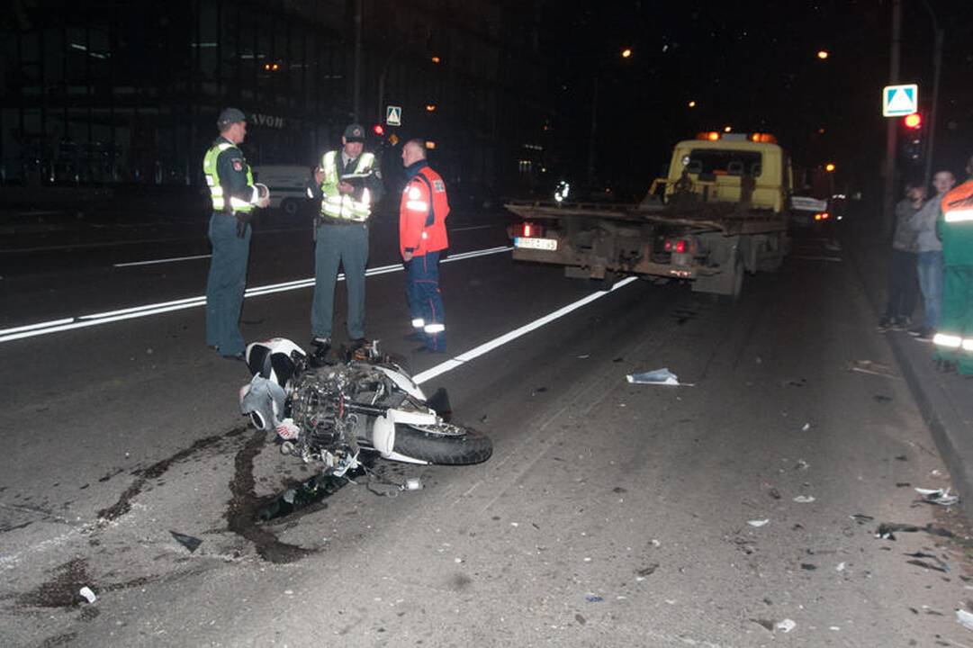 Vilniuje žuvo jaunas motociklininkas