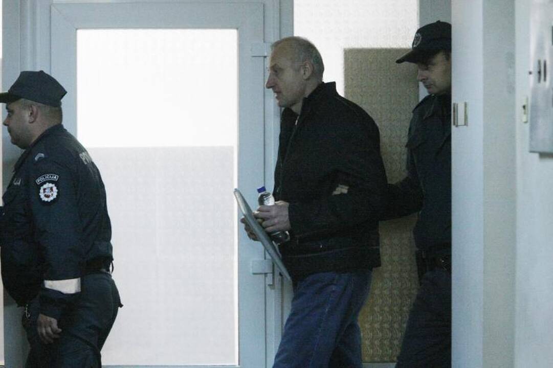 Nukentėjusieji bijo liudyti Daktarų teisme