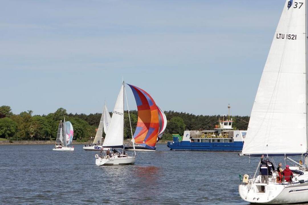 Trečiąjį Laivų paradą Klaipėdoje pradėjo regata 