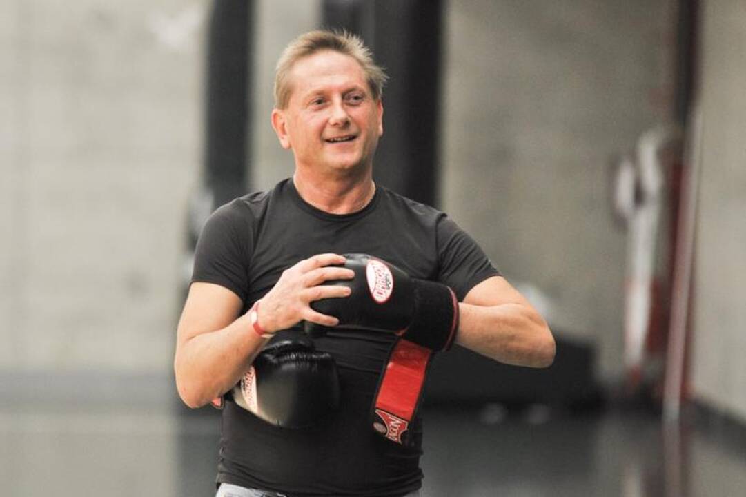 „Žalgirio“ savininkas surėmė bokso pirštines su žurnalistu
