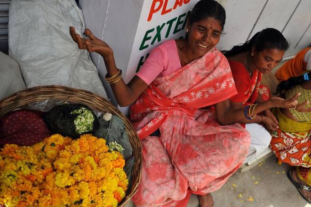 Indijos politikai reiškia paskutinę pagarbą dvasiniam lyderiui Sai Babai