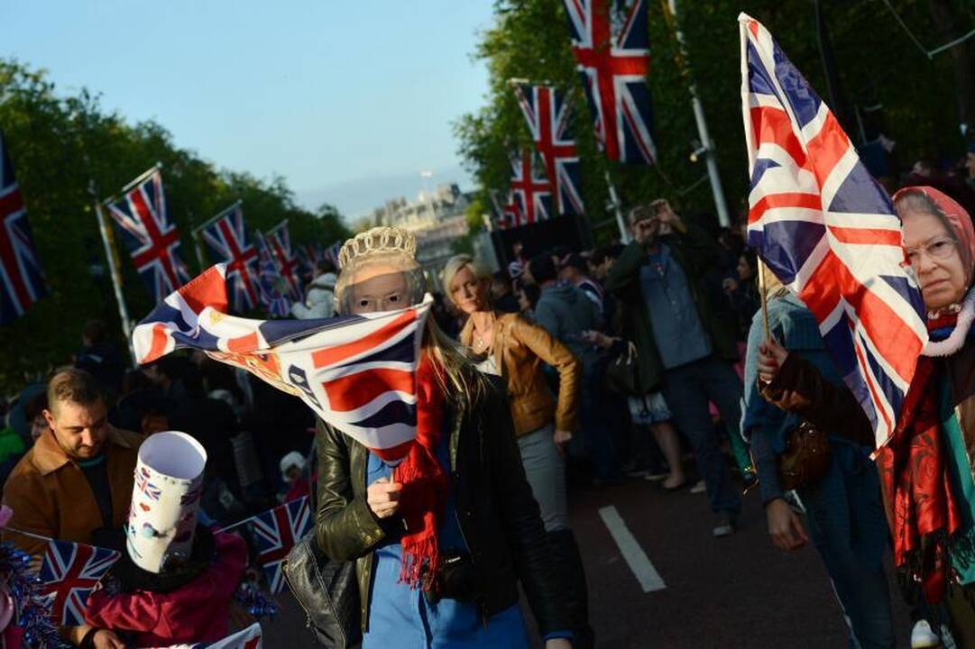 Elizabeth II jubiliejus šalies ekonomikai kainuos 6 mlrd. svarų