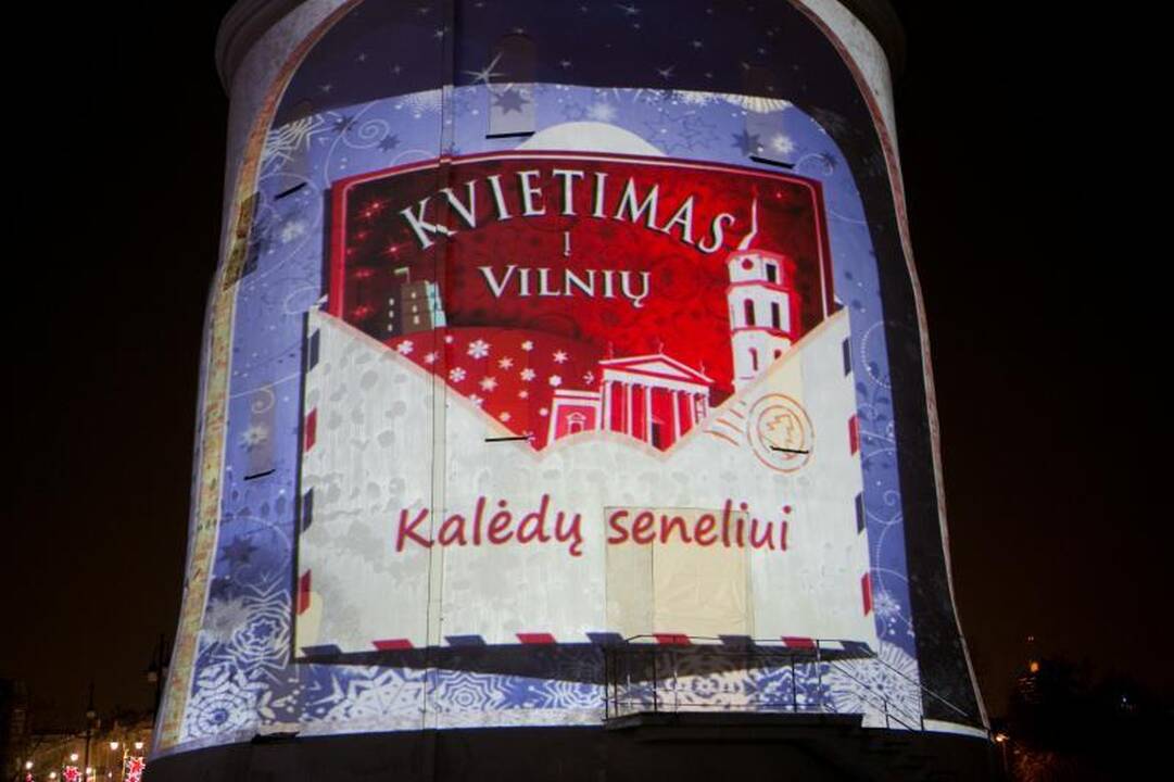 Vilniečiai pagaliau pamatė išreklamuotąjį skaitmeninį Kalėdų senelį
