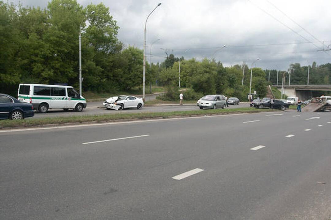 Per avariją Vilniuje nukentėjo BMW vairuotojas
