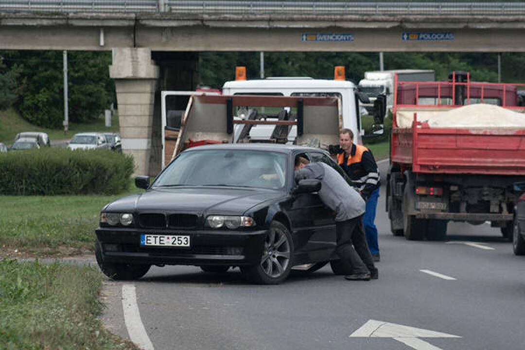 Per avariją Vilniuje nukentėjo BMW vairuotojas