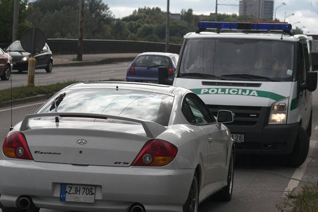 Per avariją Vilniuje nukentėjo BMW vairuotojas