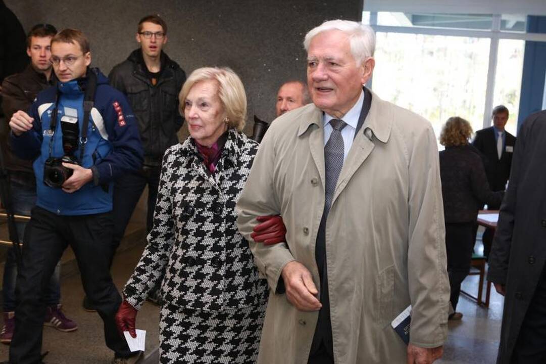 V. Adamkus: dabartinis Seimas manęs netenkino, balsavau už permainas