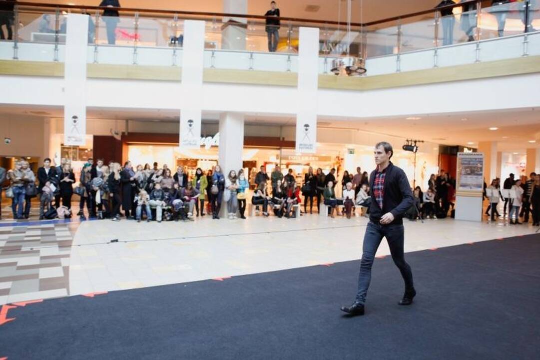 „Mados infekcijos“ modelių atrankoje - šimtai jaunuolių