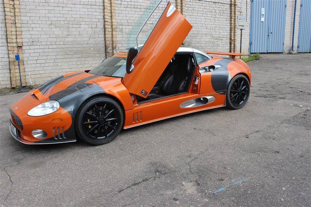 „Snoro“ sportiniai automobiliai „Spyker C8“ – jau varžytinėse