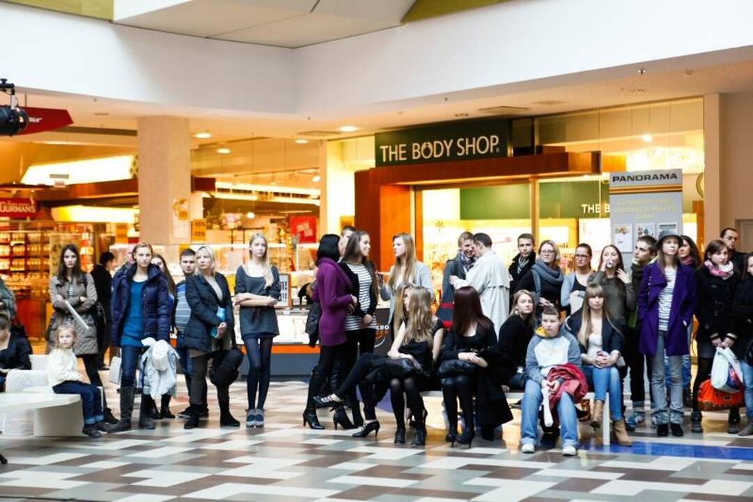 „Mados infekcijos“ modelių atrankoje - šimtai jaunuolių